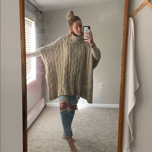 One size chunky knit poncho